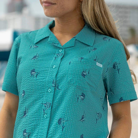 rsvlts-rsvlts-womens-short-sleeve-shirt-sailfish-womens-stretch-seersucker-short-sleeve-shirt