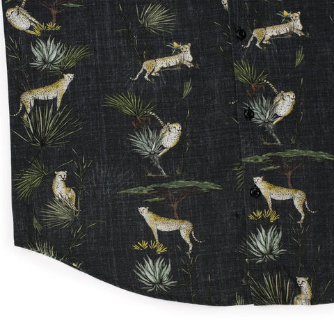 rsvlts-smithsonian-short-sleeve-shirt-speed-of-the-savanna-from-smithsonian-s-national-zoo-and-conservation-biology-institute-bamboo-short-sleeve-shirt