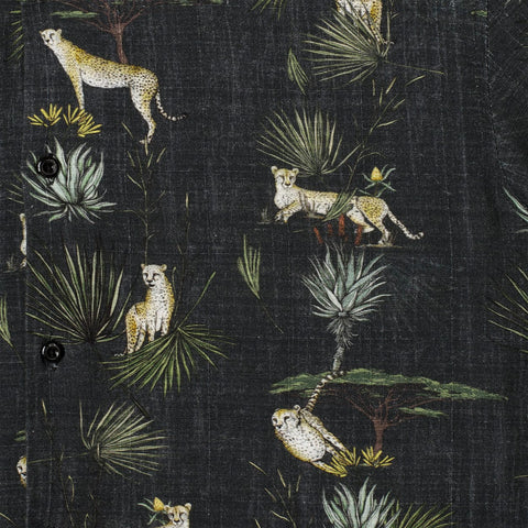 rsvlts-smithsonian-short-sleeve-shirt-speed-of-the-savanna-from-smithsonian-s-national-zoo-and-conservation-biology-institute-bamboo-short-sleeve-shirt