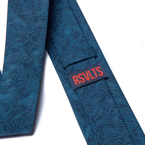 rsvlts-rsvlts-tie-set-dare-mighty-things-tie-pocket-square-set